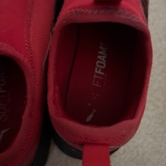 PUMAスニーカーの画像