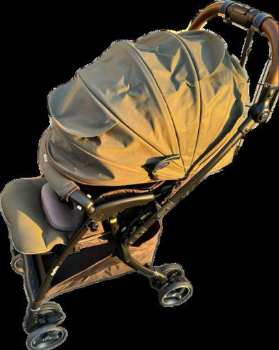 アップリカ ラクーナビッテクッション ヒューゲルカーキ 2022年モデル