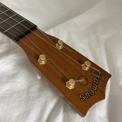 ☆FAMOUS ウクレレ 明るく軽快な音色◆初心者でも使いやすいの画像