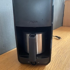 タイガーコーヒーメーカー adc-n060　ブラックの画像