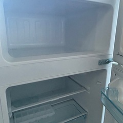 2ドア冷蔵庫の画像