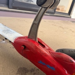 JスルーGOGO キックボード　キックスクーターの画像