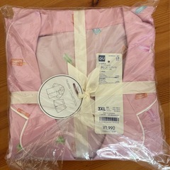 GU サテンパジャマ 3XL 半袖ショートパンツの画像