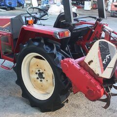 ヤンマ トラクタ F235D 23馬力 フロントタイヤ新品 パワステ 倍速 バックアップ バイザ【簡易清掃・下取歓迎】【農機具でっく】【福岡】【トラクター】の画像