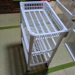 購入者決まりました。キャスター付きワゴン２点の画像