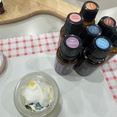 紫外線吸収剤を使わない「アロマUVケアクリーム」作り