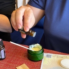紫外線吸収剤を使わない「アロマUVケアクリーム」作り - ワークショップ