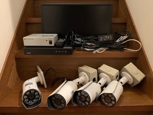 防犯暗視カメラ4台 モニター デジタルビデオレコーダー フルセット配線10m以上