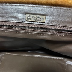 ラストラーダ　クラッチバッグの画像