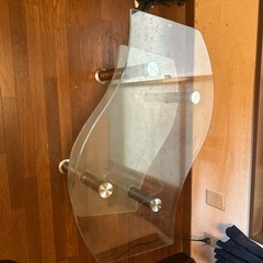 ガラステーブル ローテーブル　波型の画像