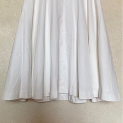 【お譲り先決定】人気のCECIL McBEE ‼️ 可愛らしく清楚な白色ミニスカート【近日終了】の画像