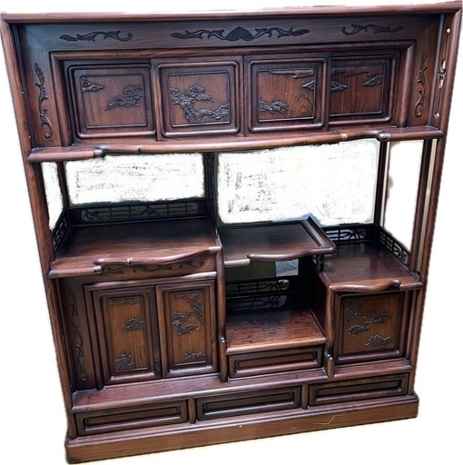 オシャレな飾り棚