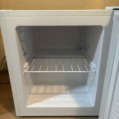 【ほぼ未使用】小型冷凍庫 MAXZEN 33L／2024年購入 杉並区引き渡しの画像