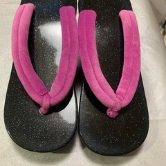 高級桐下駄　未使用　レディス下駄　ブラックラメ　ムラサキの鼻緒　単品の画像