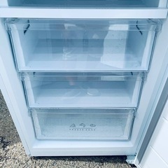 🌸アイリスオーヤマ ノンフロン冷凍冷蔵庫 IRSN-27A-Wの画像