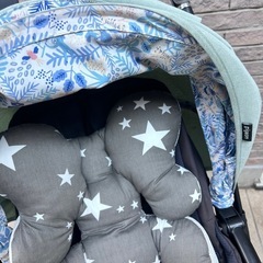 ピジョン⭐︎ベビーカー！ドリンクホルダー、星柄シートとひんやりシート付！の画像