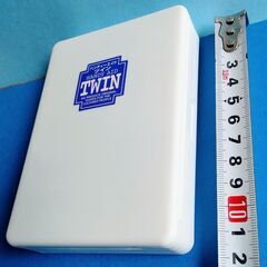 【新品・未使用】２点　①身だしなみ（エチケット）ケース ②花柄ポーチの画像