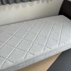 シングルサイズのマットレスの画像