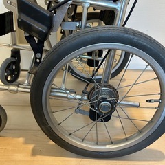 車椅子　車イスの画像