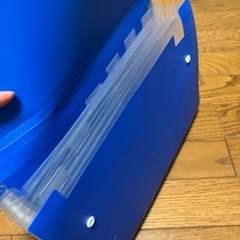 水性ボールペンと蛇腹ケース(A4)の画像