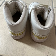 スニーカー白　18㌢の画像