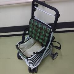 取り引き中となりました❗　シルバー買い物カートの画像