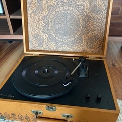 レコードプレイヤーの画像