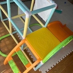 アンパンマン滑り台の画像