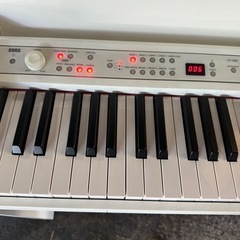 KORG LP-380 WH コルグ 電子ピアノ 88鍵盤 折り畳み椅子付きの画像
