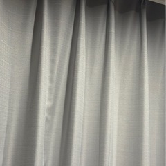 カーテンの画像