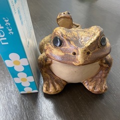 カエルさんの置物の画像