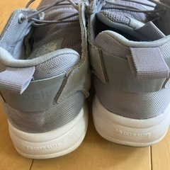 リーボックキッズスニーカーの画像