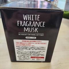🌈ホワイトフレグランスムスク 柔軟剤入り洗剤の画像