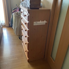 （引き渡し者決定）（掲載7月30日まで）木製タンスの画像