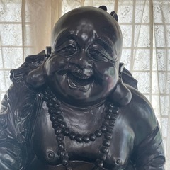 黄貴袋をもってる。優しい笑顔の福神様の画像