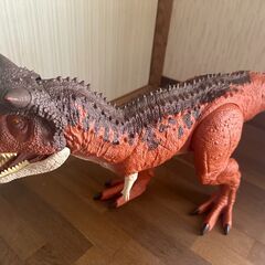 マテル ジュラシックワールド スーパービッグ カルノタウルスの画像