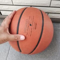 キレイ　NIKE 7号　バスケットボールの画像