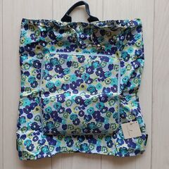 【未使用タグ付き】ポケッタブルリュック　オンワード樫山の画像