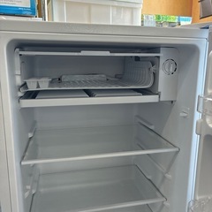 マックゼン 1ドア冷蔵庫 92L コンパクトタイプの画像