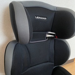 【お渡し予定の方、決まりました】ジュニアシート 一部難ありの画像