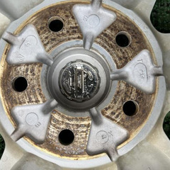 NISSAN純正 アルミタイヤ 17×6 1/2J BRIDGESTONE 215/60R17 96Q 4本セットの画像