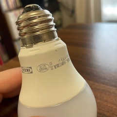 【電球色】IKEA  LED電球 E26  の画像
