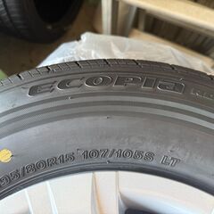 ★新車外し★200系 ハイエース 7型 ワイド 純正 15インチホイール　ブリヂストン ECOPIA RD613 2024年製 4本 の画像