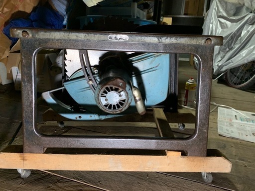 動作確認済！マキタ電気丸ノコ　台付き