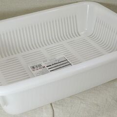 ☆ダイソー 水切りかご＆水切りかごトレイ 165円商品２つ【未使用】の画像
