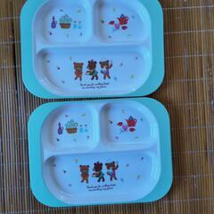 子供用の食器　の画像