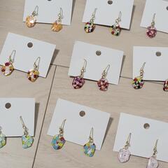ピアス　詰め合わせ セット　手芸　レジン　ビーズの画像