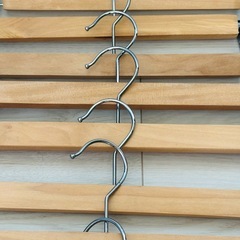 早い者勝ち！【IKEA】イケヤ　木製　パンツ　スカート　ハンガー　廃盤品　8本セット の画像