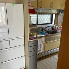 （掲載7月30日まで）キッチン収納家具の画像