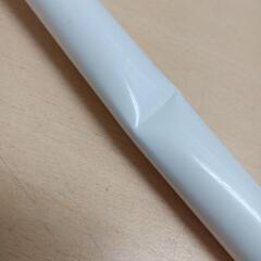 624fk 【未使用品】★現状品★ 日本クリンテック 水切り付き デッキブラシ 20 幅20cm 全長125cm ワイドタイプ 業務用 現場 厨房 廊下 玄関 窓 水切りワイパー付
の画像